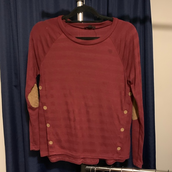 Tops - Long sleeve